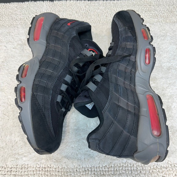 Nike Air Max 95 Black Grey Red Mens 9 Athletic Shoes Streetwear Sneakers main image 6